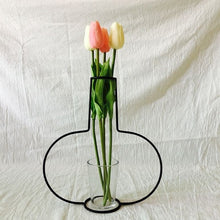 Load image into Gallery viewer, Creative Art Style Retro Iron Line Flowers Vase Metal Plant Holder Modern Solid Nordic Styles Iron Vase Home Art Garden Decor