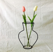 Load image into Gallery viewer, Creative Art Style Retro Iron Line Flowers Vase Metal Plant Holder Modern Solid Nordic Styles Iron Vase Home Art Garden Decor
