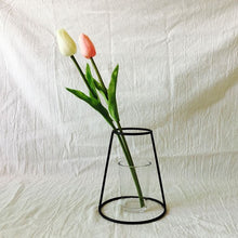 Load image into Gallery viewer, Creative Art Style Retro Iron Line Flowers Vase Metal Plant Holder Modern Solid Nordic Styles Iron Vase Home Art Garden Decor