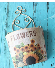 Load image into Gallery viewer, 1Pcs Plastic Wall Hanging Flower Vase Pot Wall Flower Basket Rural Garden Home Decoration Flower Basket Home Decor